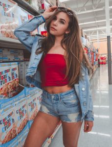 Gabrielle Moses Bio, Age, Height, High School, Twin Sister, Instagram