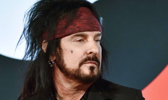 Nikki Sixx Nikki Sixx Bio