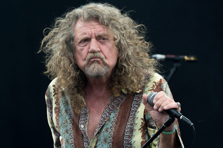 Robert Plant Net Worth 2024, Age, Height, Wife, Children | Bio-Wiki