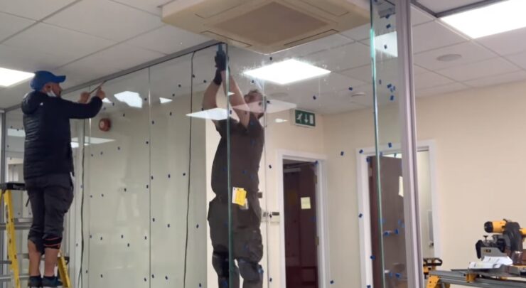 Where Can You Find Great Glass Office Partitions (1)